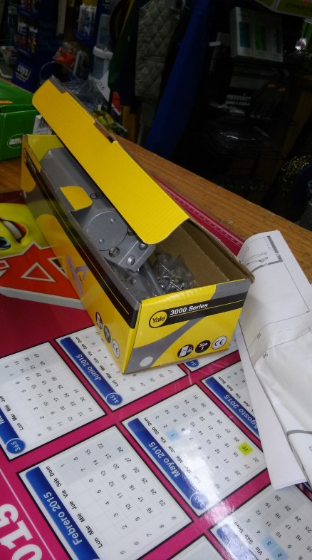 automatic door closers instalation